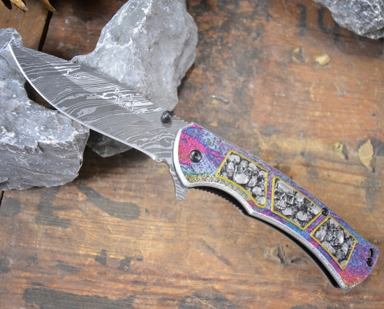 Dark Side Blades Federunterstützes Einhandmesser Skulls Multicolor Damast optik